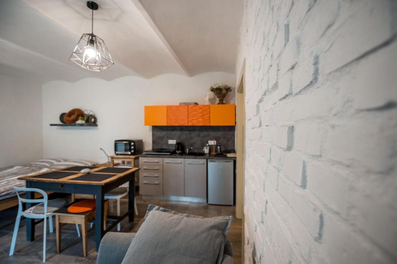 Apartman Ve Dvore Ratiskovice Luaran gambar